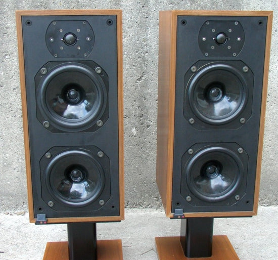 Bowers and Wilkins DM-14 Speaker Set