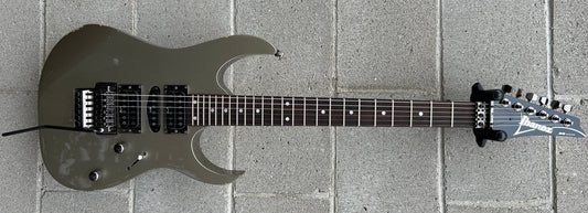 used Ibanez RG570 electric guitar